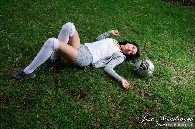 38194_1372423397_ff-sport_girl_by_tankitapho-d5fvitp.jpg